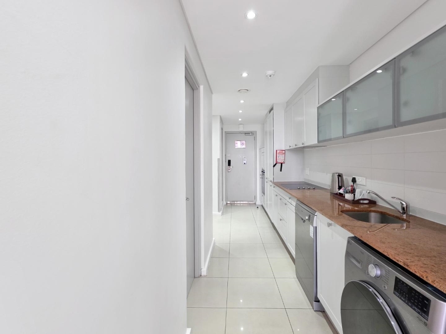1 Bedroom Property for Sale in Foreshore Western Cape